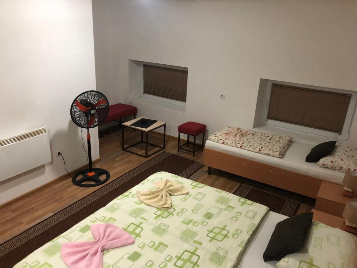 Prenociste Gany Hotel Jajce Exterior photo